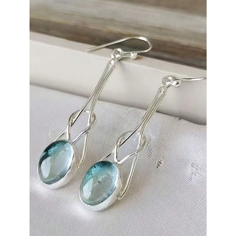 Silver BlueāQuartz Drop Earrings R 448